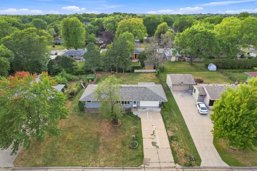2795 Farrington Street, Roseville, MN 55113 - #3
