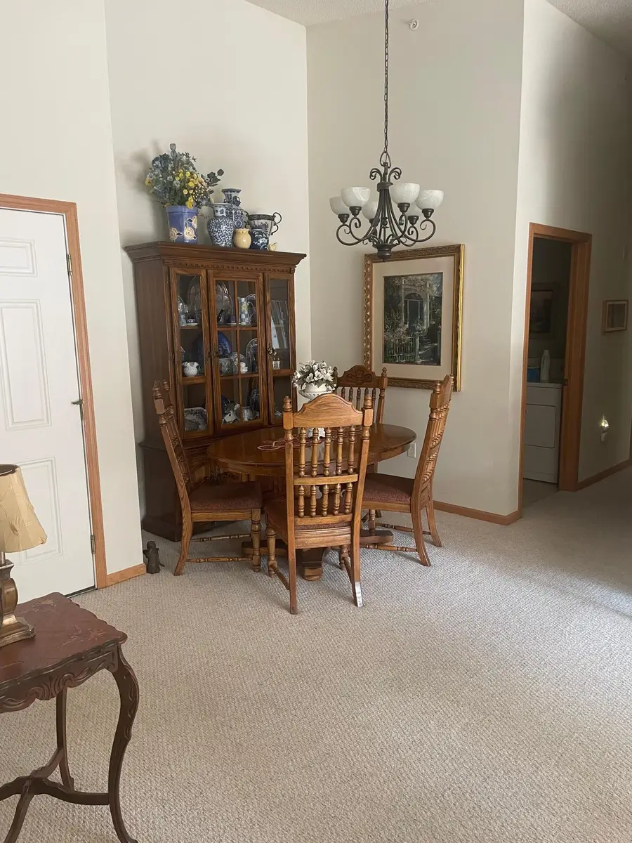2231 Penn Place #305, North Saint Paul, MN 55109 - #3