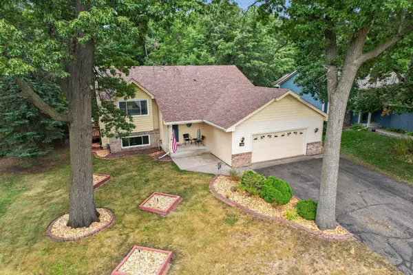 1913 125th Lane Ne, Blaine, MN 55449