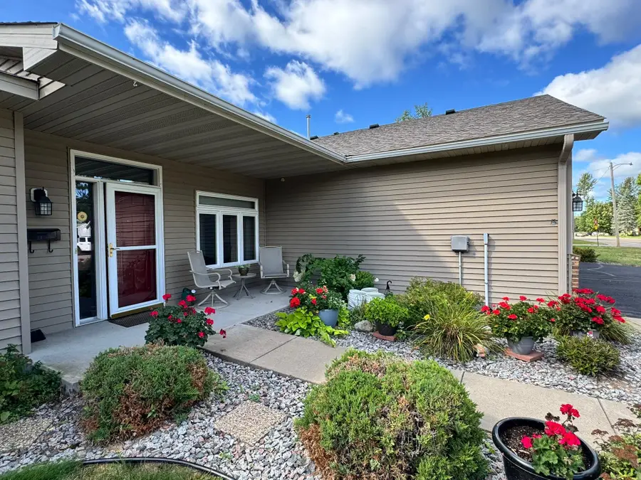 617 4th Street Nw #1, Aitkin, MN 56431 - #3