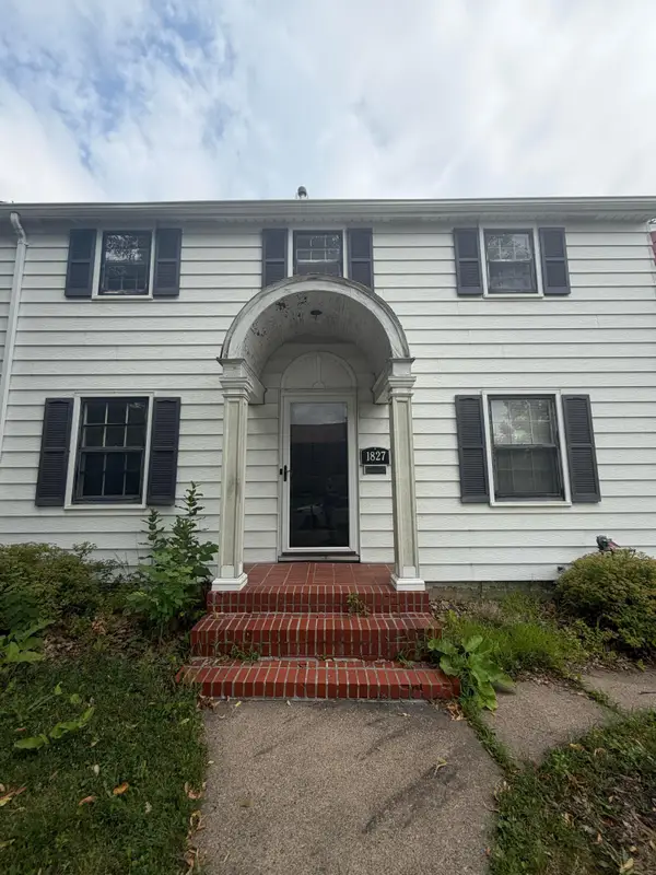 1827 Juliet Avenue, Saint Paul, MN 55105