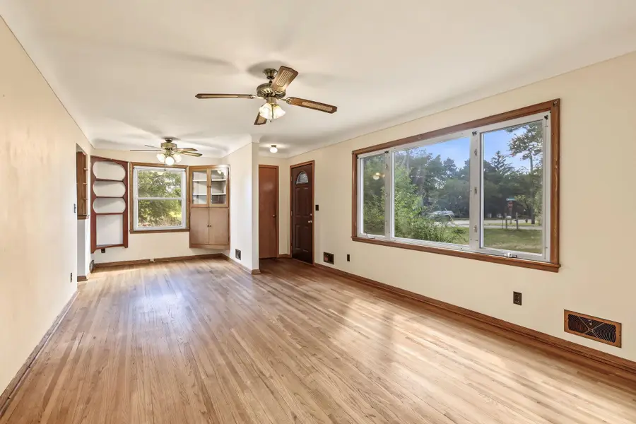 3004 Bellaire Avenue, Maplewood, MN 55109 - #3