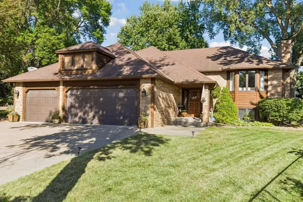 5170 Hemlock Lane N, Plymouth, MN 55442