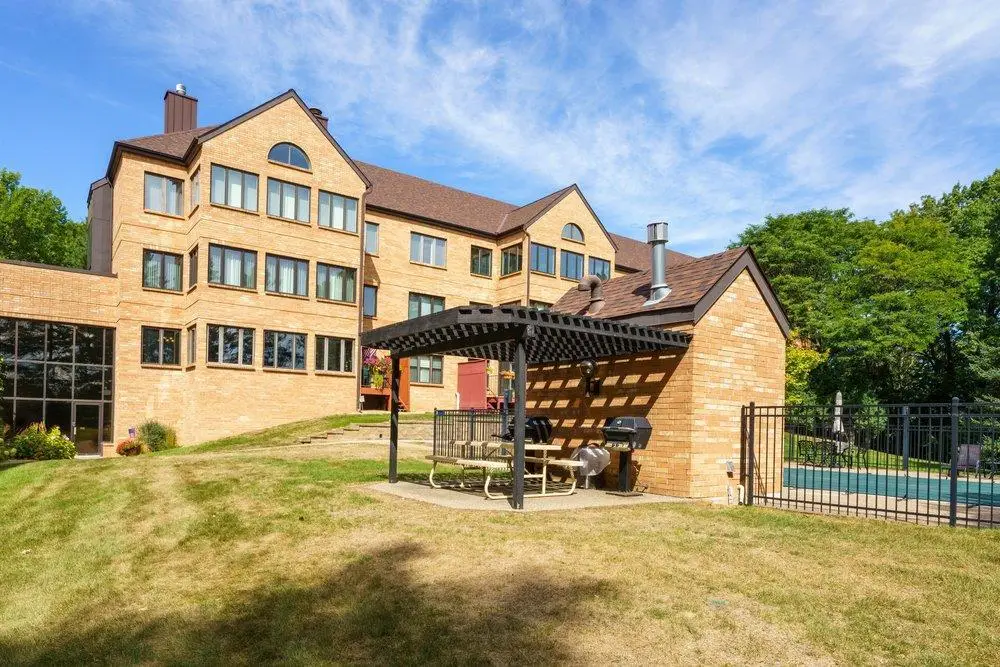 1830 Eagle Ridge Drive #1009, Mendota Heights, MN 55118 - #1