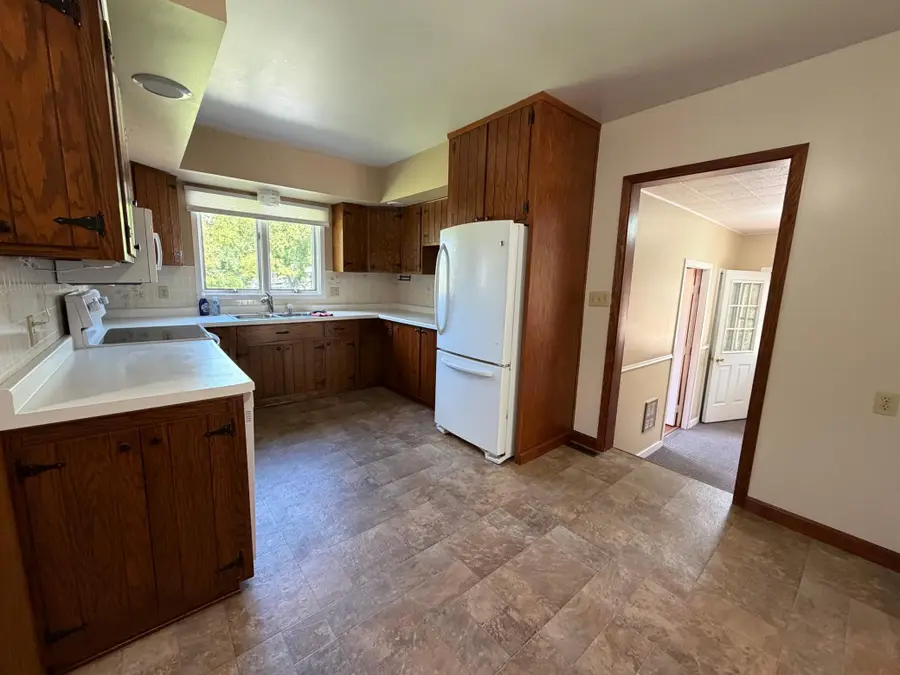 501 Center Street E, Roseau, MN 56751 - #3