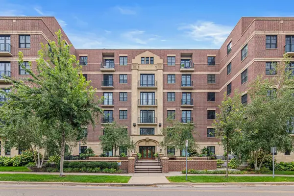 370 Marshall Avenue #401, Saint Paul, MN 55102