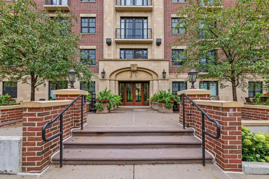 370 Marshall Avenue #401, Saint Paul, MN 55102 - #2