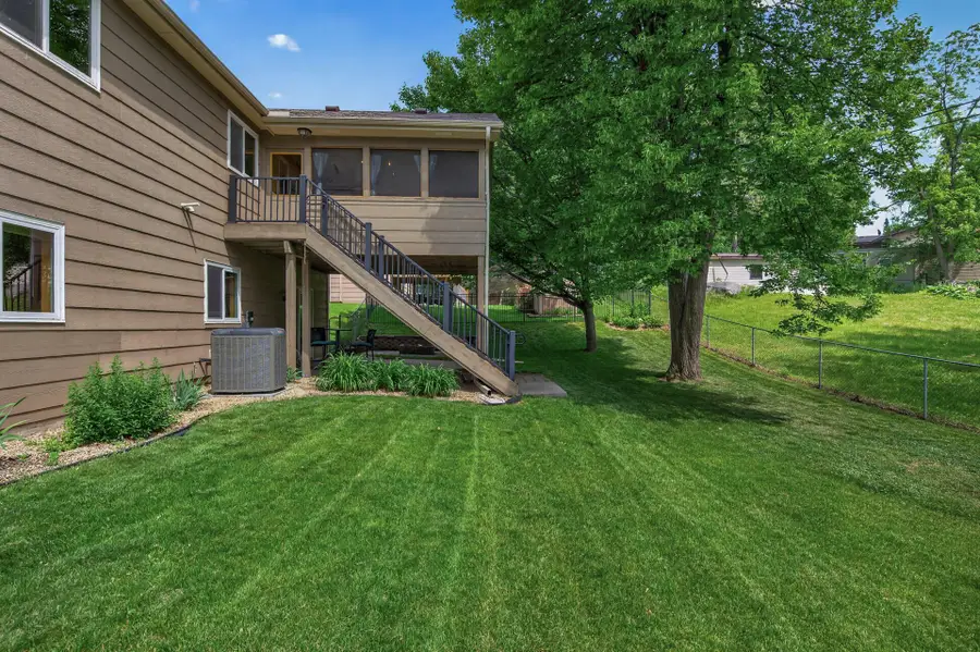 13628 Bryant Place S, Burnsville, MN 55337 - #2