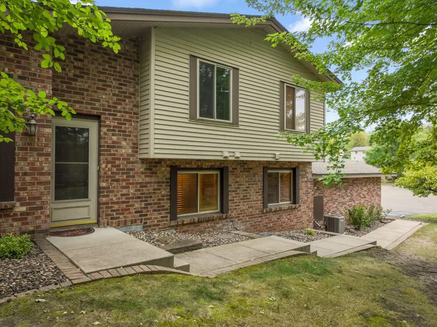 13430 Pepperwood Circle, Minnetonka, MN 55305 - #2