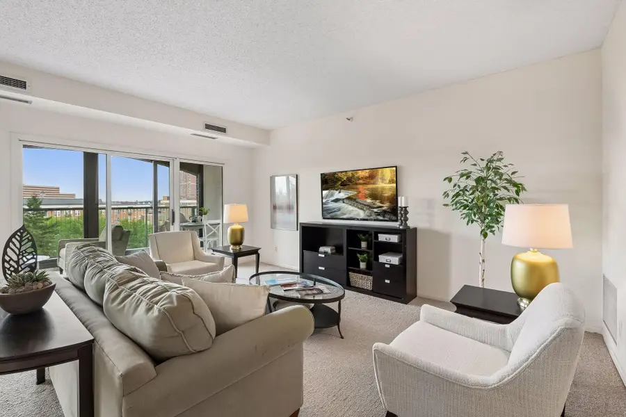 1201 Yale Place #403, Minneapolis, MN 55403 - #3