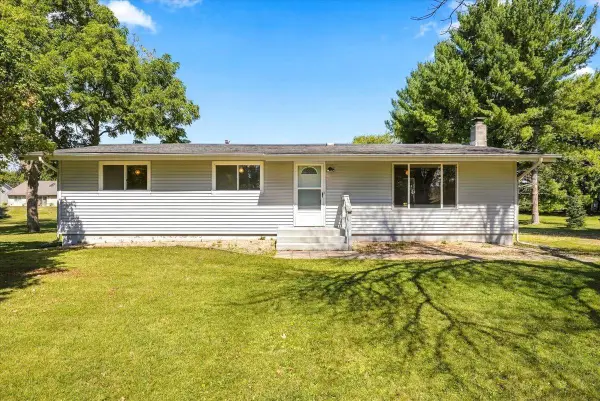 1232 172nd Avenue, New Richmond, WI 54017