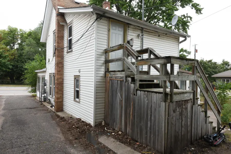 681 Old Highway 8 Nw, New Brighton, MN 55112 - #2