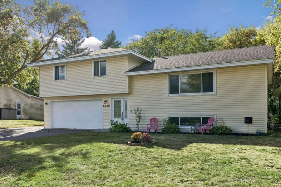 6509 Edgemont Boulevard N, Brooklyn Park, MN 55428 - #2