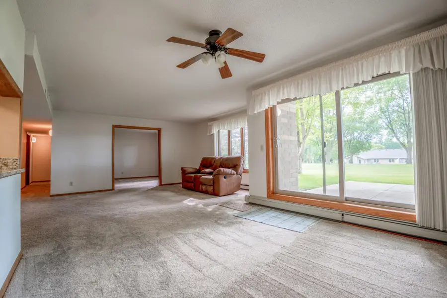 1801 Becker Avenue Se #102, Willmar, MN 56201 - #3