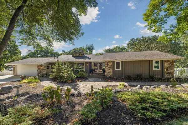6521 Leesborough Avenue, Eden Prairie, MN 55346