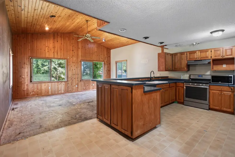 1699 Oakwood Drive, Shoreview, MN 55126 - #3