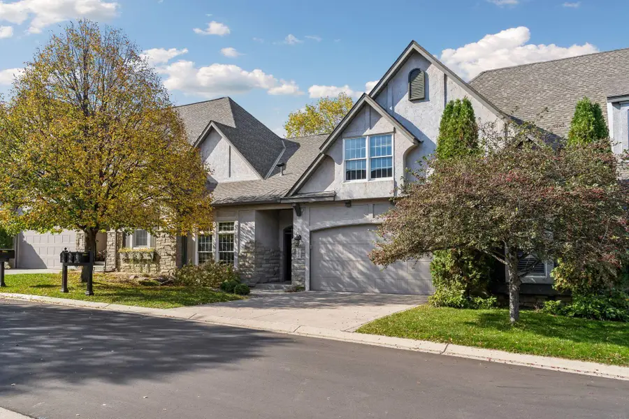 189 Stonebridge Court, Mendota Heights, MN 55118 - #2
