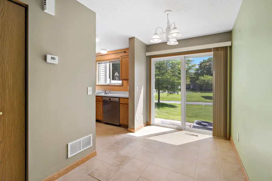 7772 Arboretum Village Circle, Chanhassen, MN 55317 - #3