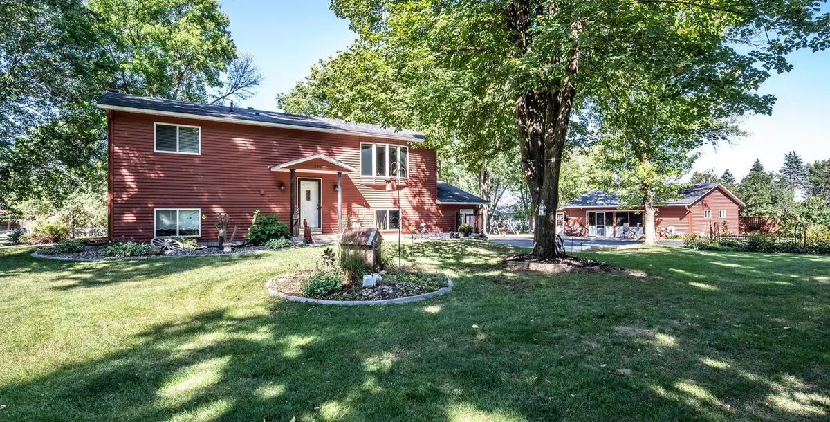 340 31st Street E, Hastings, MN 55033 - #1