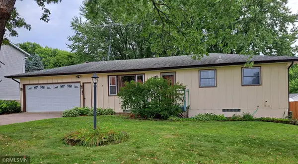 1417 Autumn Drive, Faribault, MN 55021