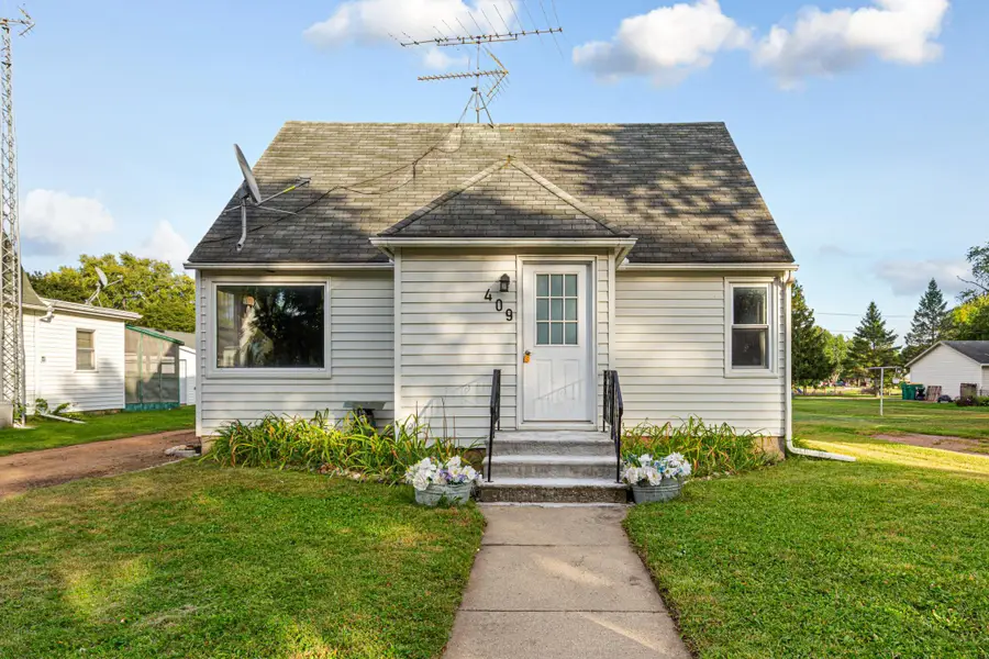 409 S 5th Street, Le Sueur, MN 56058 - #3