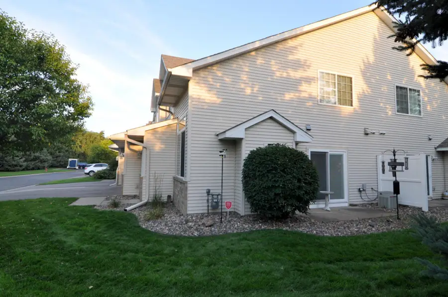 8846 92nd Street S, Cottage Grove, MN 55016 - #3