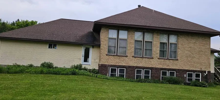 54130 270th Street, Lansing, MN 55912 - #2