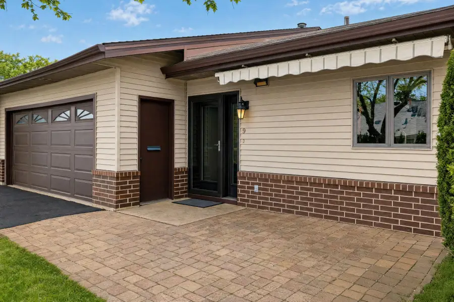 400 Oakland Place Ne #9, Austin, MN 55912 - #2