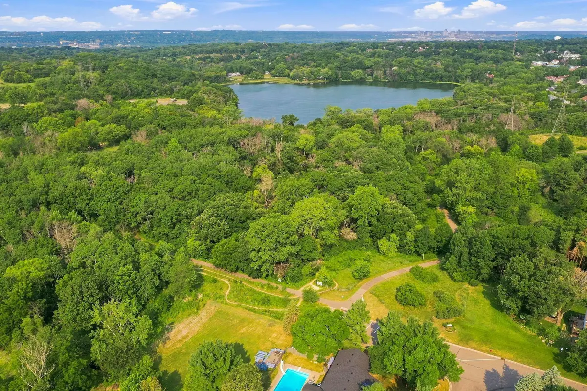 6649 Buckingham Road, Woodbury, MN 55125 - #1