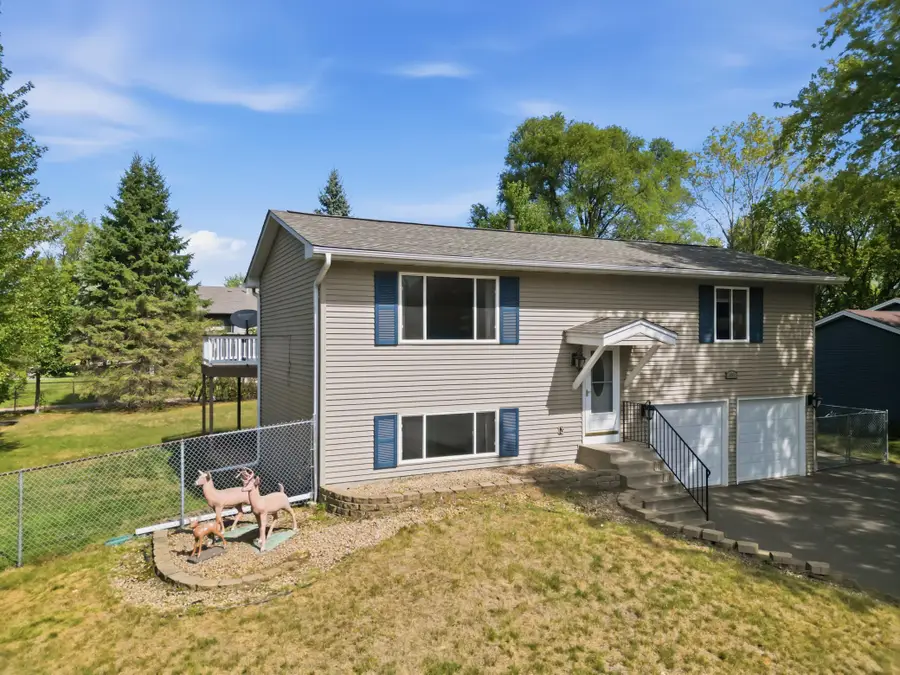 4061 99th Avenue Ne, Blaine, MN 55014 - #2