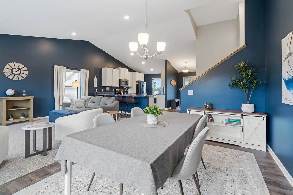15135 Emory Circle, Apple Valley, MN 55124 - #1