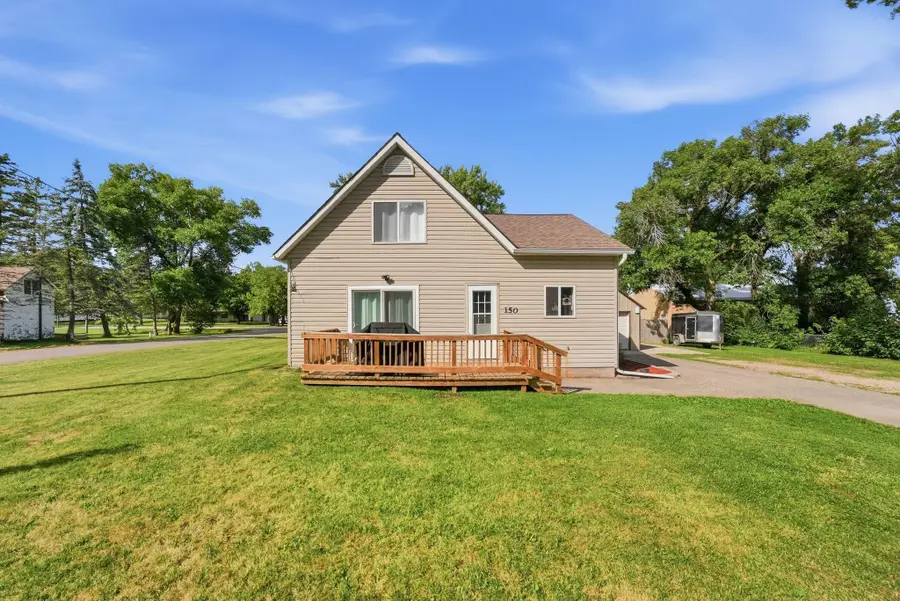 150 W Church Avenue, Nelson, MN 56355 - #2