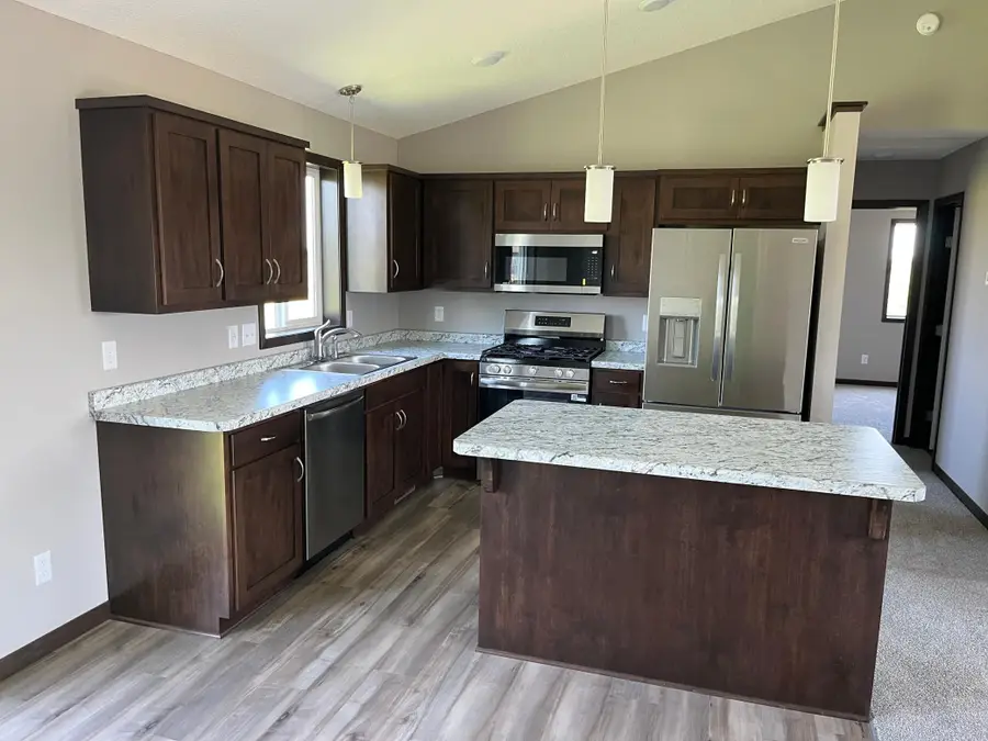 855 3rd Avenue Sw, Rice, MN 56367 - #3