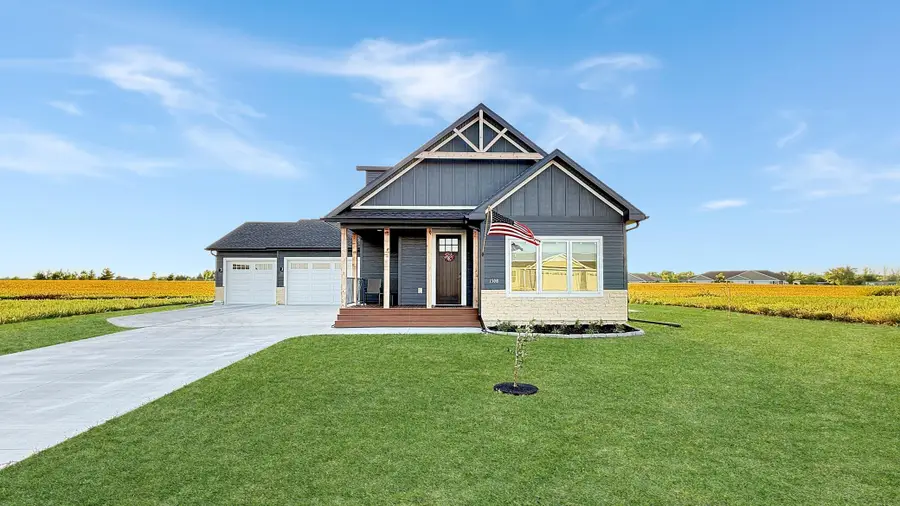 1508 Ellis Avenue, Marshall, MN 56258 - #2