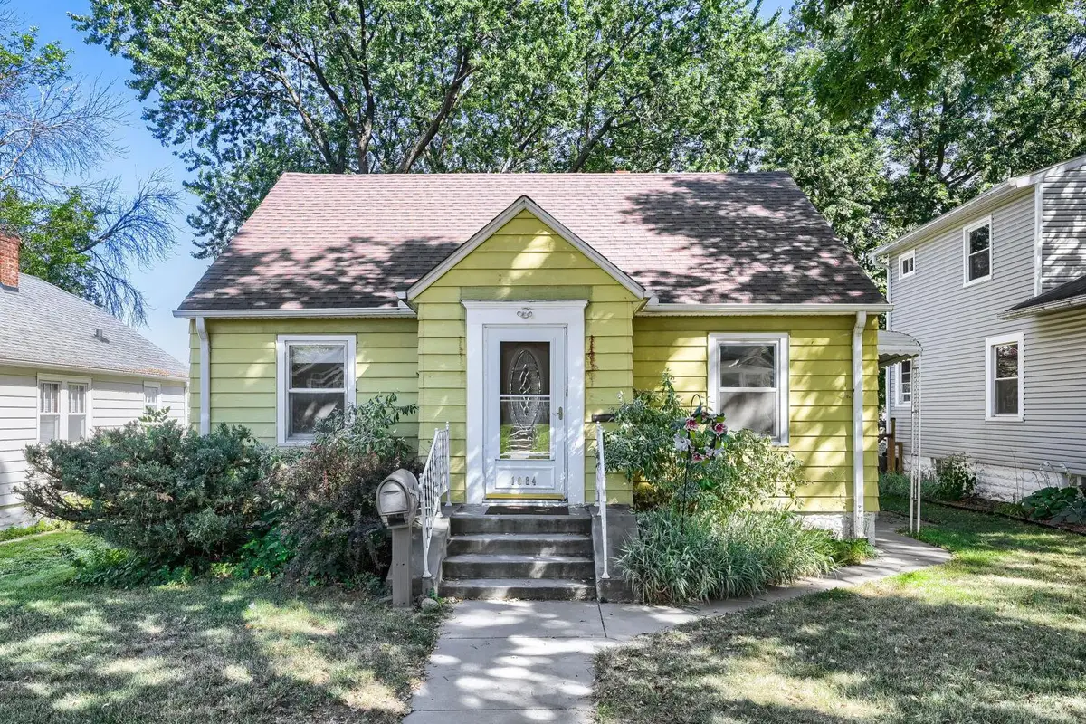 1084 Gorman Avenue, West Saint Paul, MN 55118 - #1