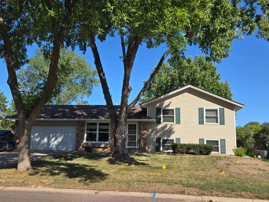 8419 Ivywood Avenue S, Cottage Grove, MN 55016 - #3