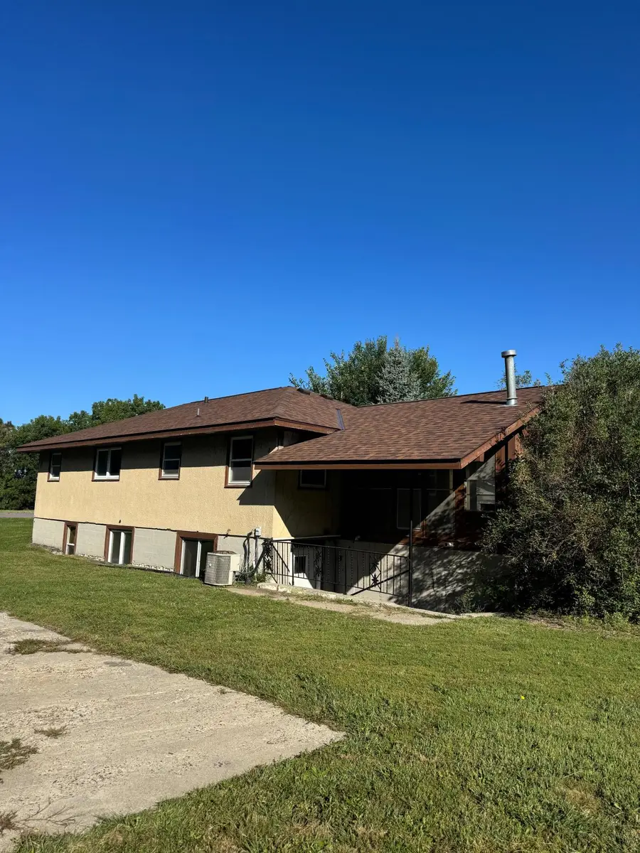 435 W Ottawa Street, Le Center, MN 56057 - #3