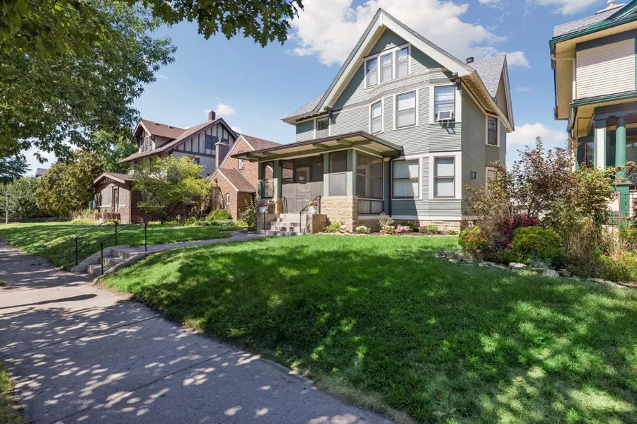 1089 Lincoln Avenue, Saint Paul, MN 55105 - #2