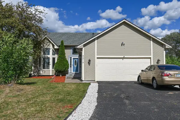 9216 Woodhall Bay N, Brooklyn Park, MN 55443