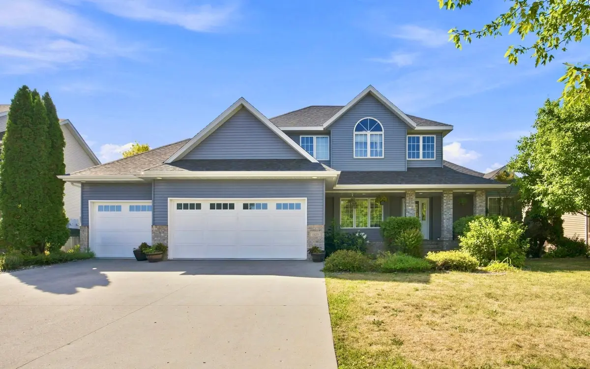 609 Lexington Lane, Moorhead, MN 56560 - #1