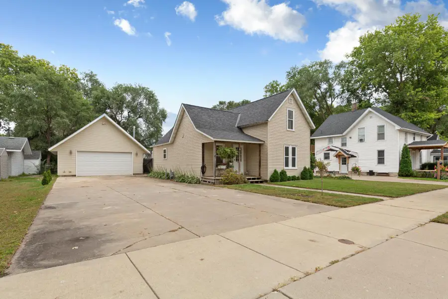 1221 Central Avenue N, Faribault, MN 55021 - #3