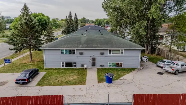 917 19th Street S, Moorhead, MN 56560