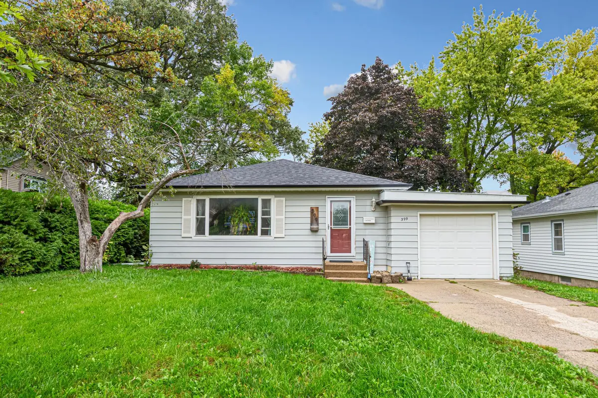 399 E Hawthorne Street, Albert Lea, MN 56007 - #1