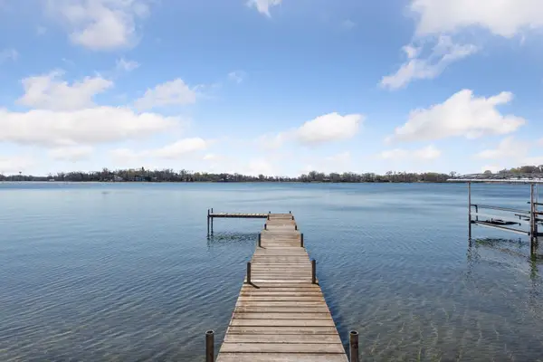 4877 Island View Drive, Mound, MN 55364