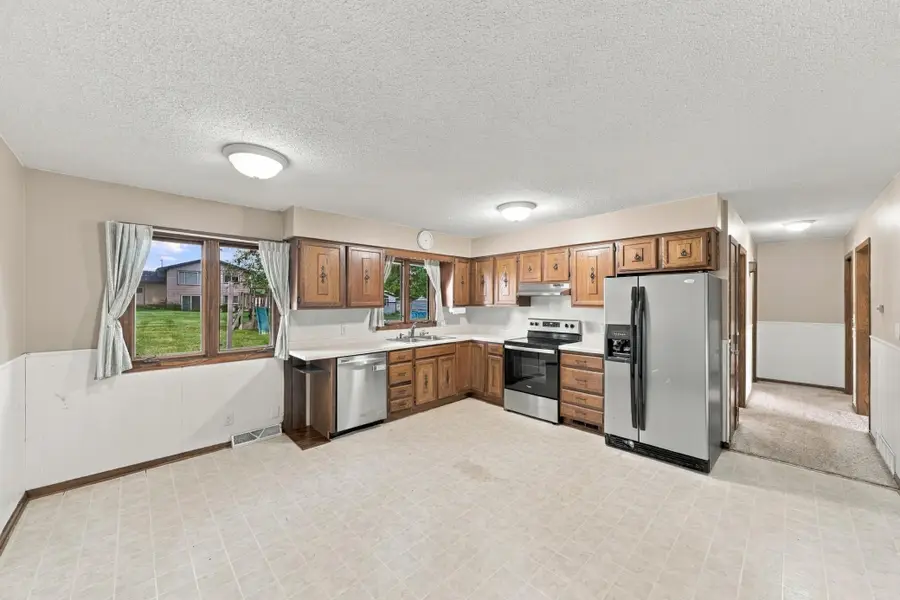 424 7th Avenue S, Brownton, MN 55312 - #3