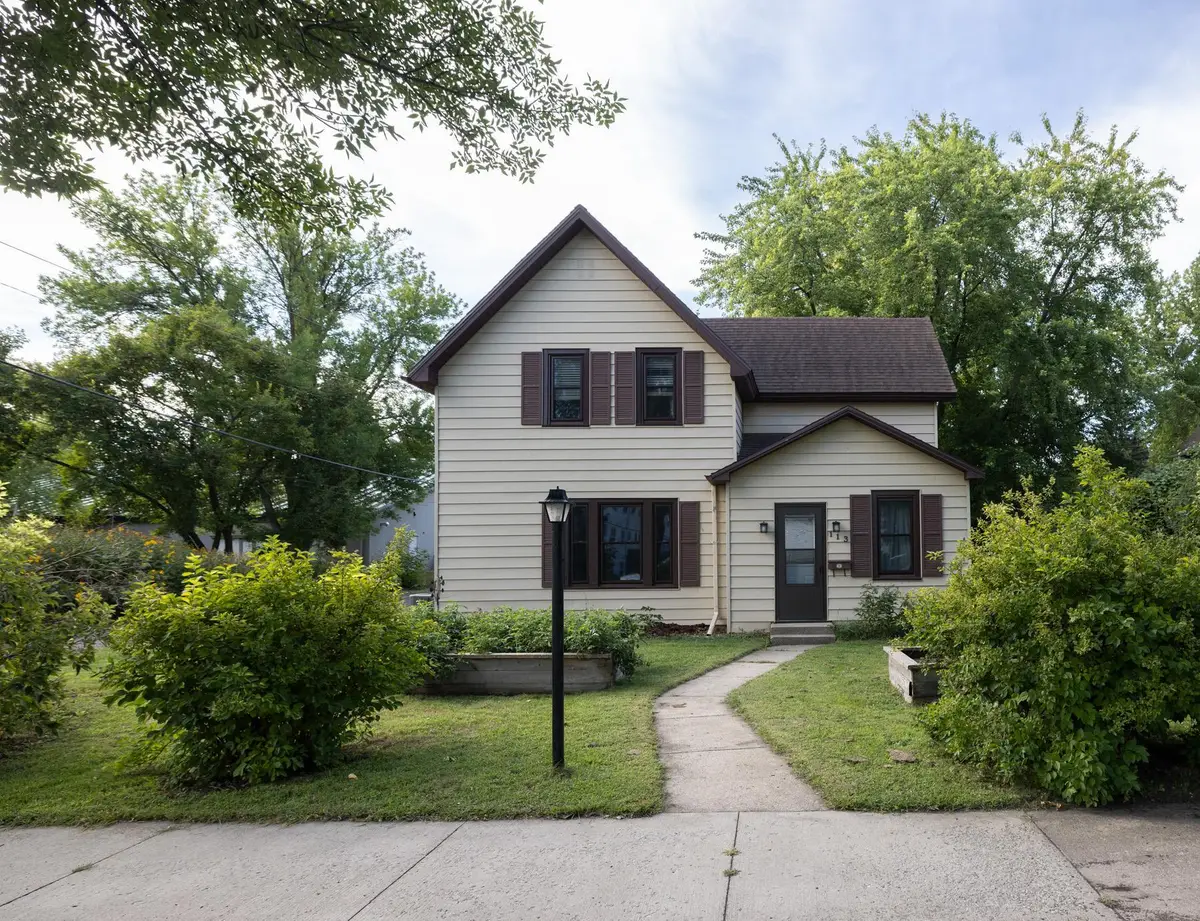 113 W Bancroft Avenue, Fergus Falls, MN 56537 - #1
