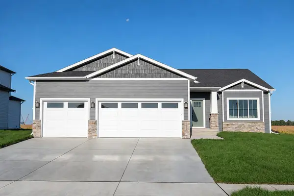 10219 Concord Drive S, Horace, ND 58047