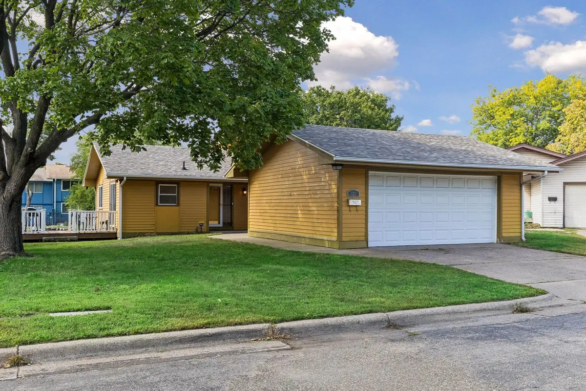 521 Central Avenue W, Saint Paul, MN 55103 - #1