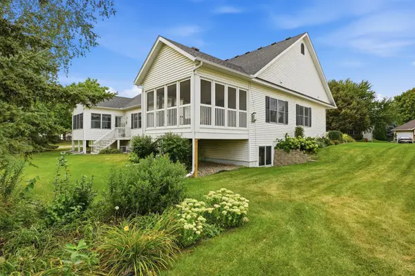 802 Saint Lawrence Drive, Northfield, MN 55057