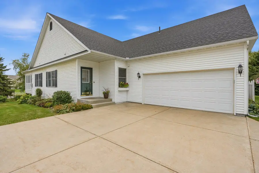 802 Saint Lawrence Drive, Northfield, MN 55057 - #2